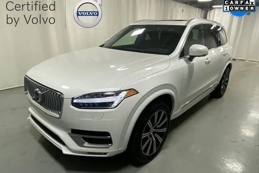 2024 Volvo XC90 B5 Plus photo 1