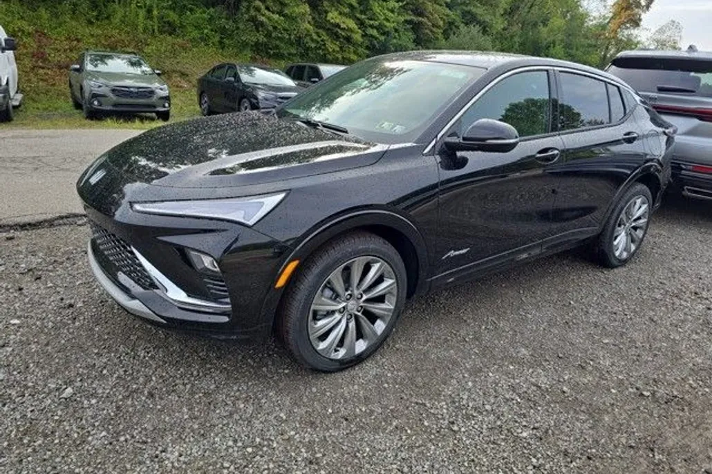 2025 Buick Envista Avenir photo 1