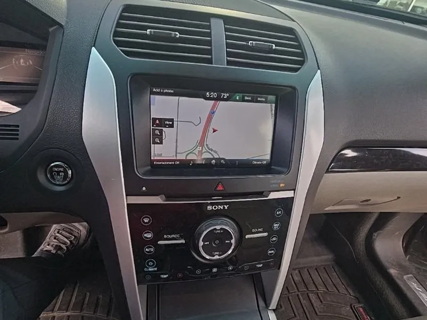 2015 Ford Explorer Limited photo 1