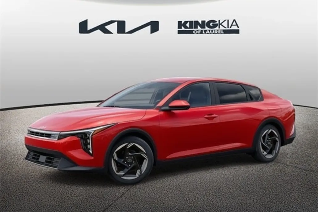 2025 Kia K4 EX photo 1