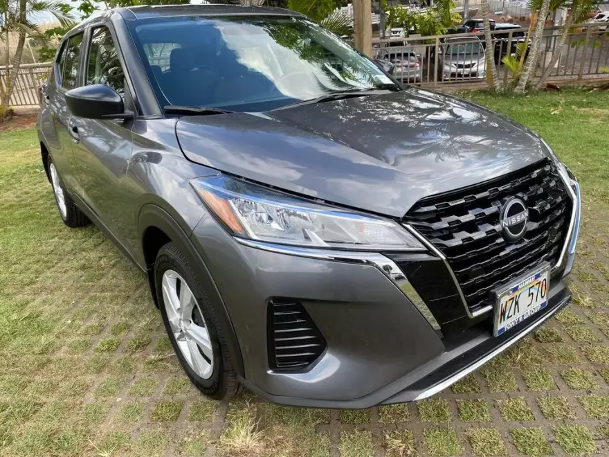 2024 Nissan Kicks S photo 1