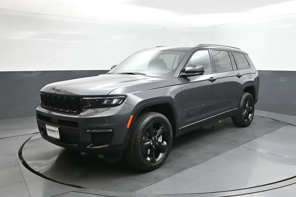 2025 Jeep Grand Cherokee Limited photo 1