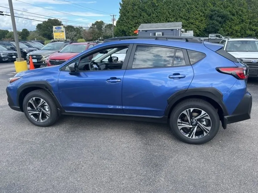 2025 Subaru Crosstrek Premium photo 1