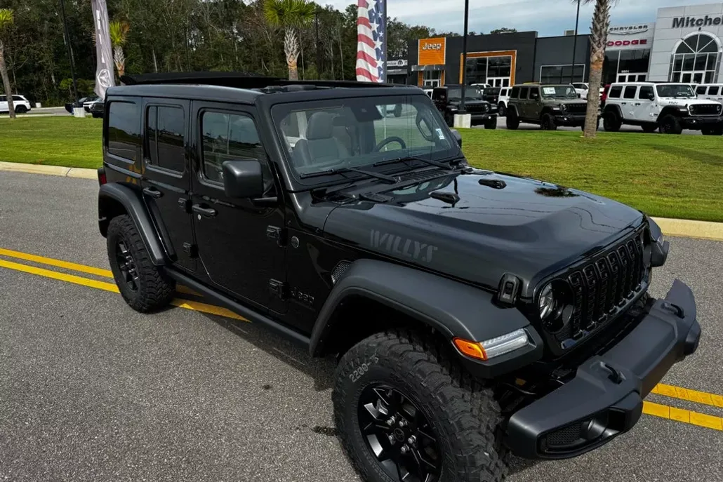 2025 Jeep Wrangler Willys photo 1