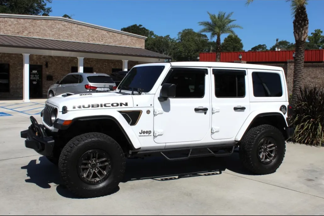 2024 Jeep Wrangler Rubicon 392 photo 1