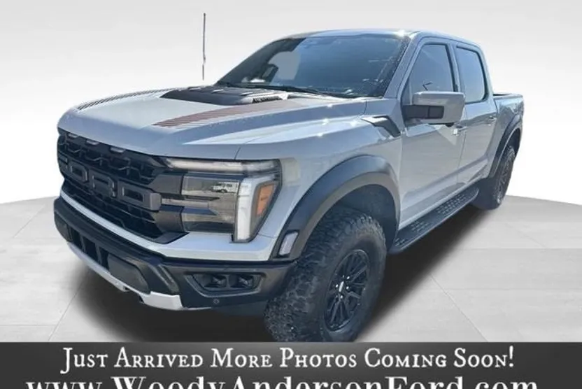 2024 Ford F-150 Raptor photo 1