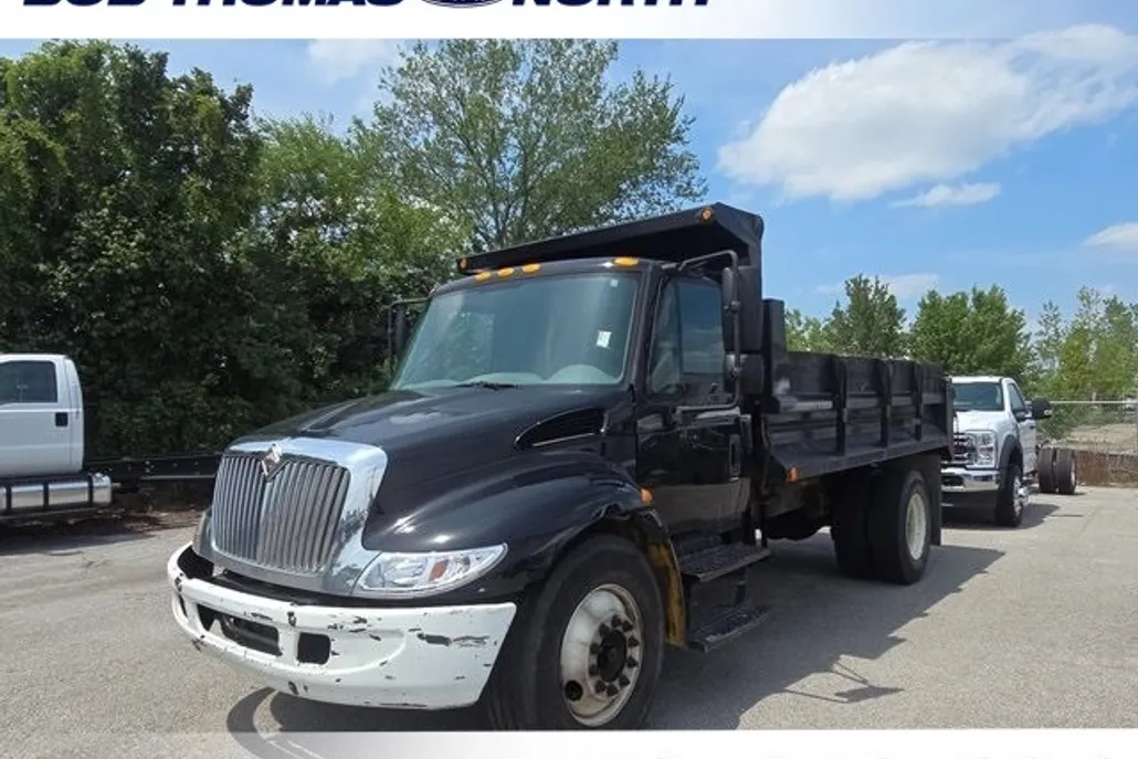 2007 International 4300 DuraStar 4300 photo 1