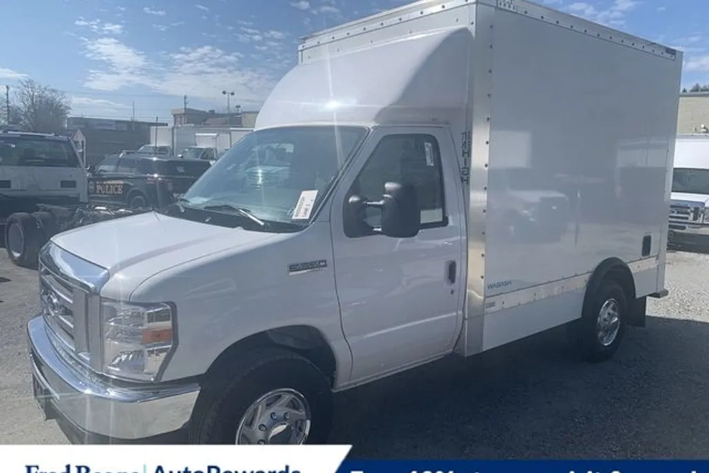 2025 Ford E-350 Base photo 1