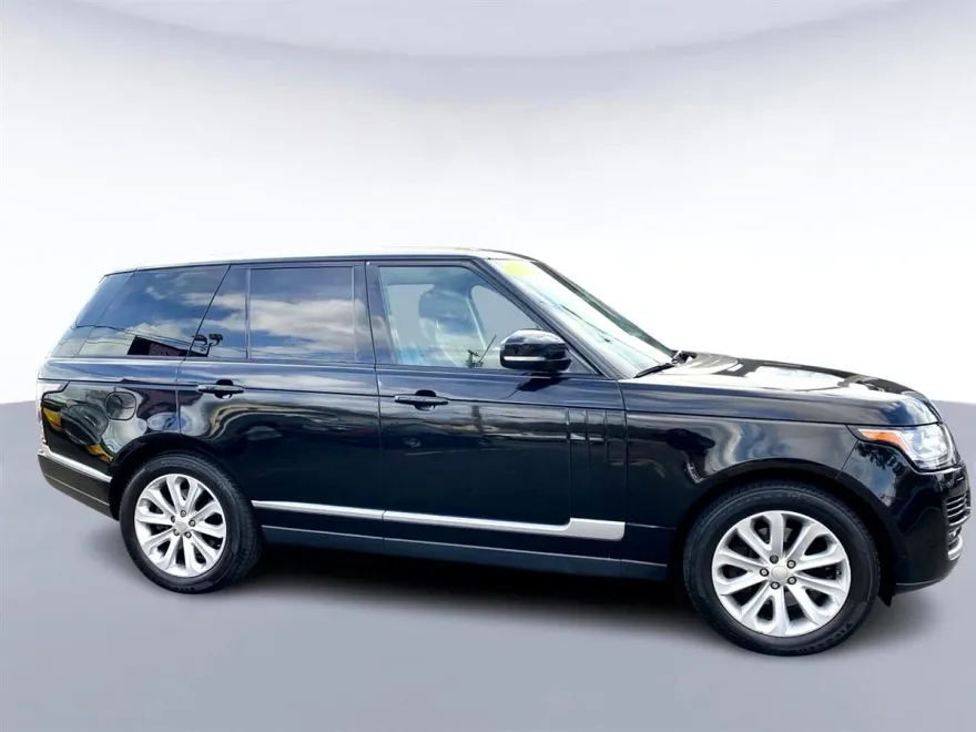 2014 Land Rover Range Rover HSE photo 1
