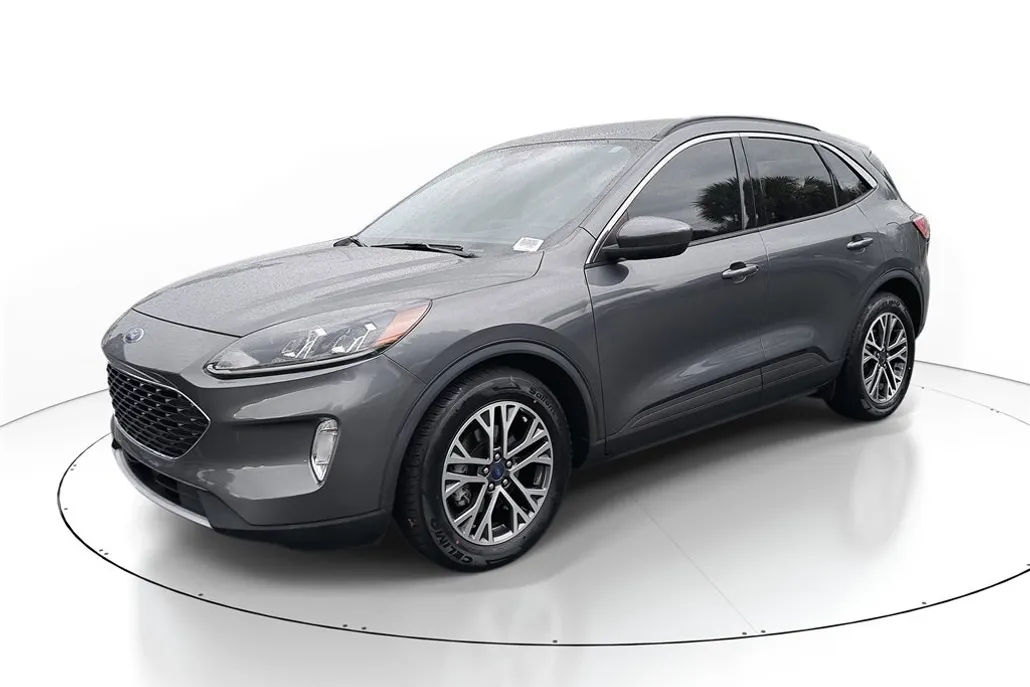 2021 Ford Escape SEL photo 1