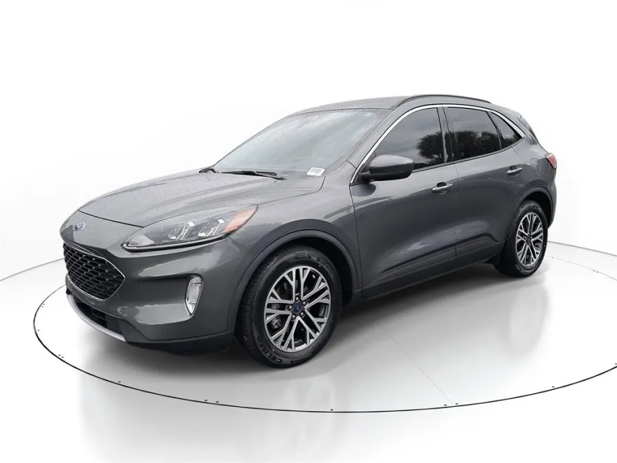 2021 Ford Escape SEL photo 1