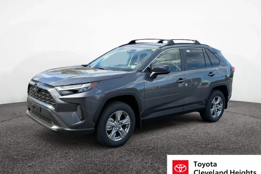 2025 Toyota RAV4 Hybrid LE photo 1