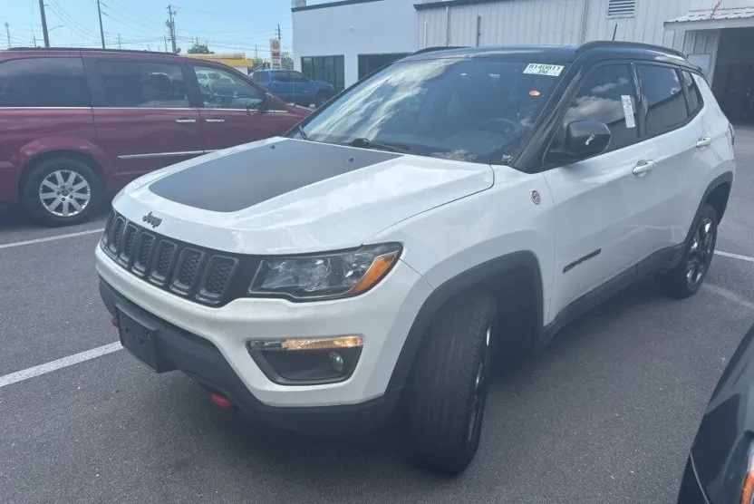 2017 Jeep Compass Trailhawk photo 1