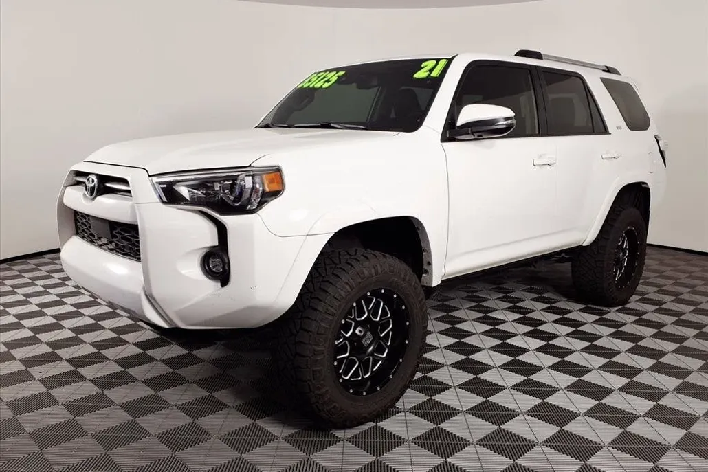 2021 Toyota 4Runner SR5 Premium photo 1