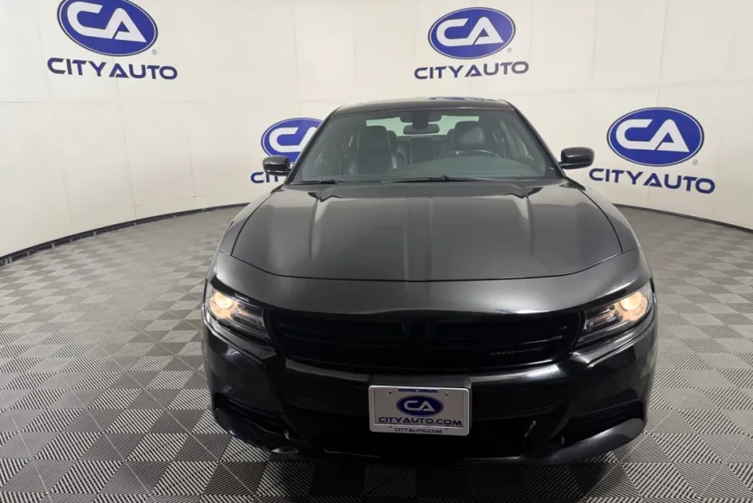 2021 Dodge Charger SXT photo 1