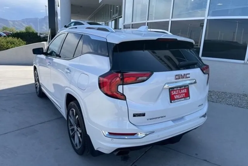 2020 Gmc Terrain Denali photo 1