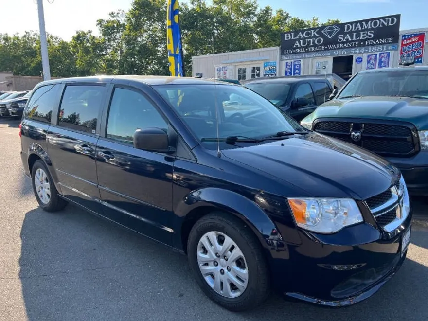 2015 Dodge Grand Caravan SE photo 1