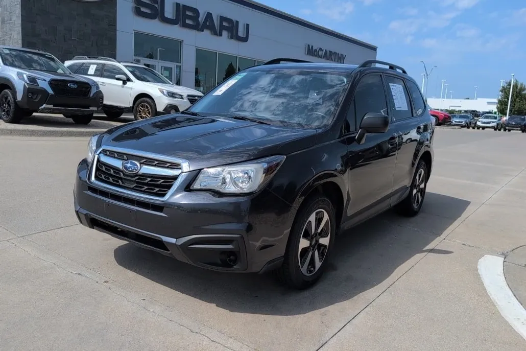 2018 Subaru Forester 2.5i photo 1