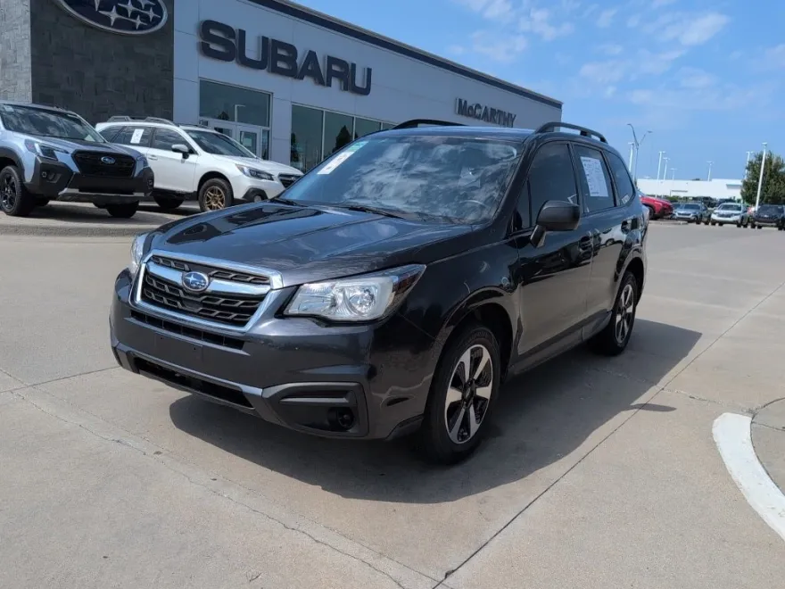 2018 Subaru Forester 2.5i photo 1