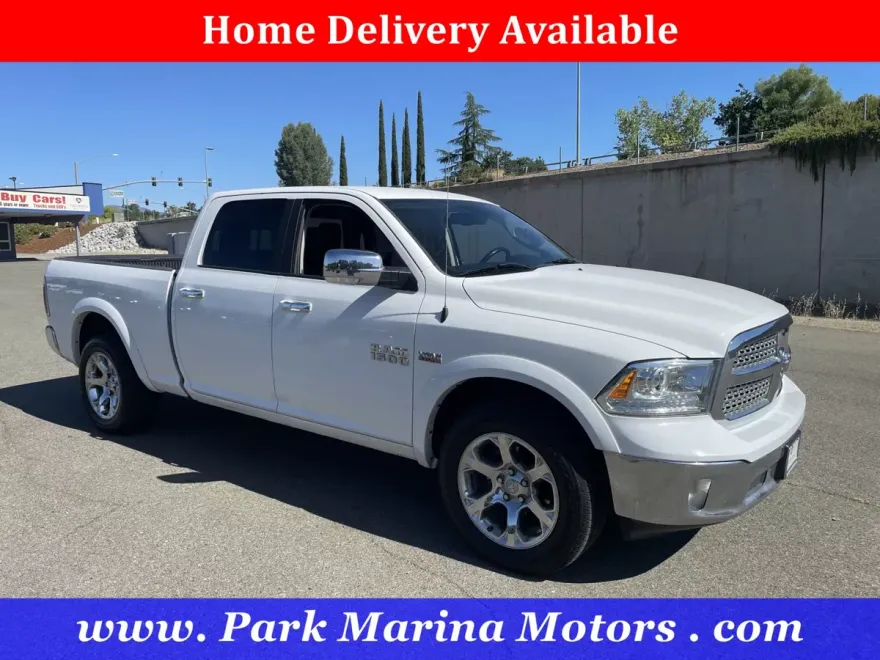 2018 Ram 1500 Laramie photo 1