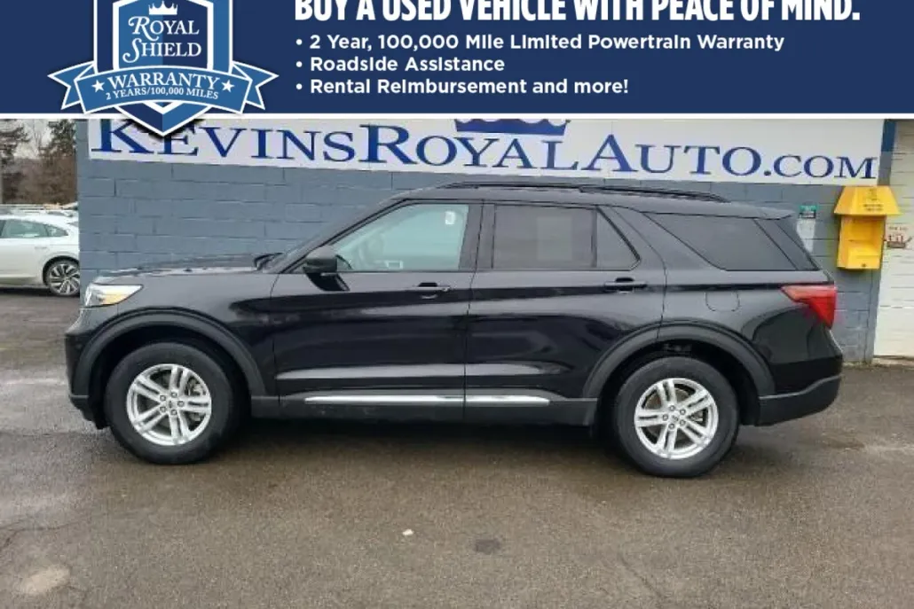 2022 Ford Explorer XLT photo 1