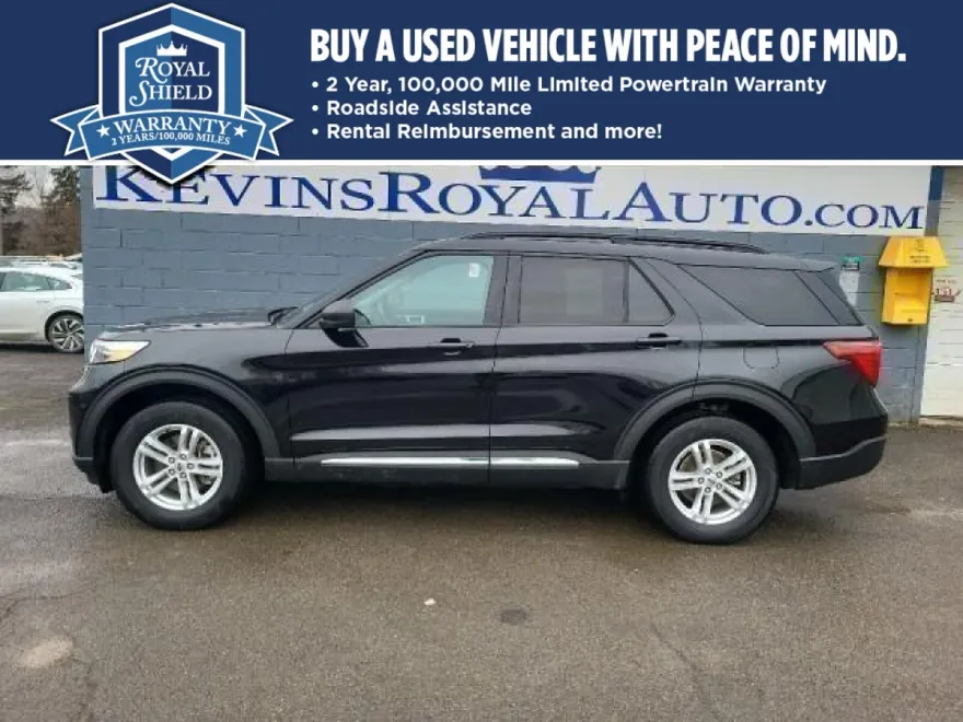 2022 Ford Explorer XLT photo 1