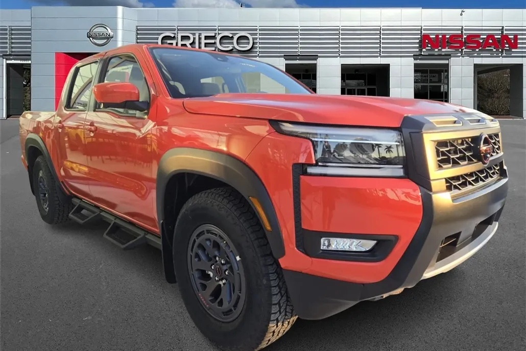 2025 Nissan Frontier PRO-X photo 1