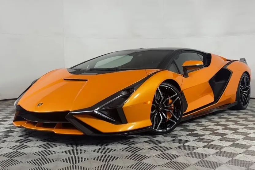 2020 Lamborghini Sian photo 1