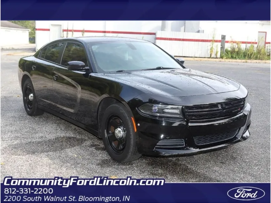 2015 Dodge Charger photo 1