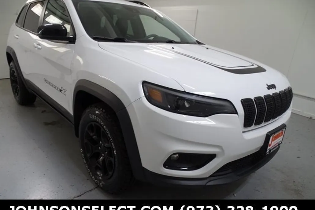2022 Jeep Cherokee Latitude photo 1