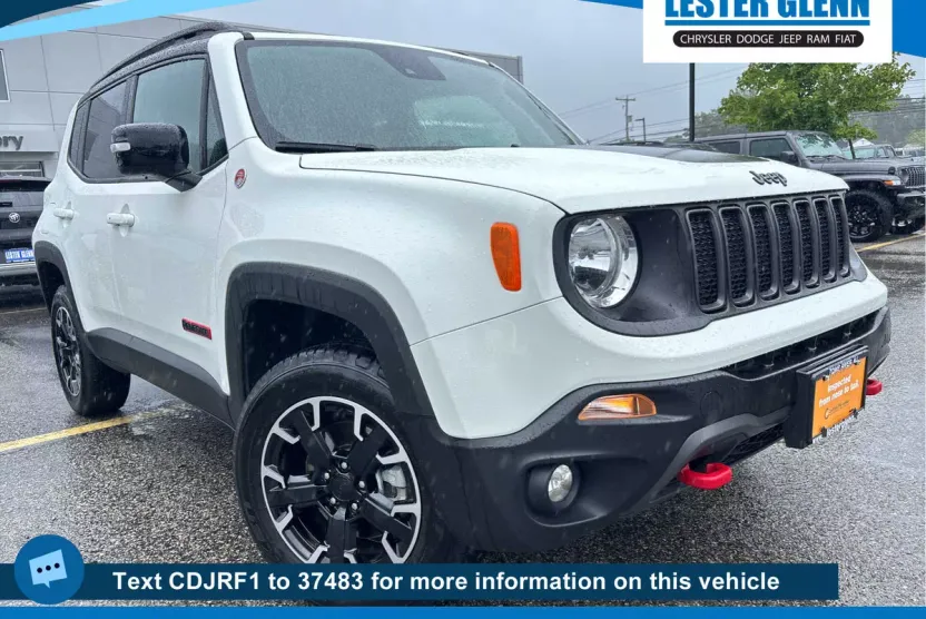 2023 Jeep Renegade Trailhawk photo 1