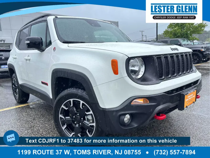2023 Jeep Renegade Trailhawk photo 1