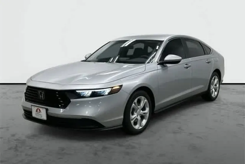 2025 Honda Accord LX photo 1