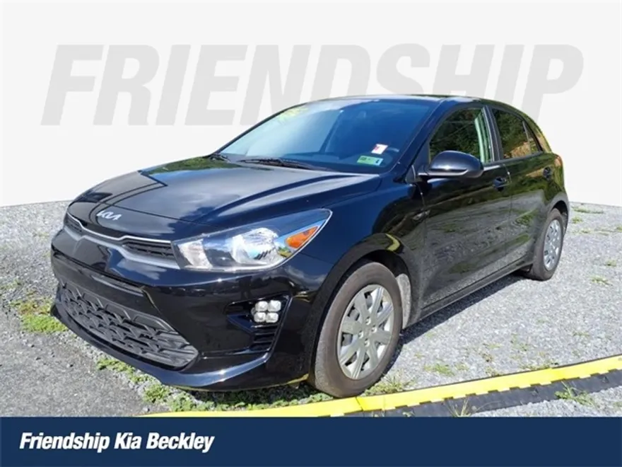 2023 Kia Rio S photo 1