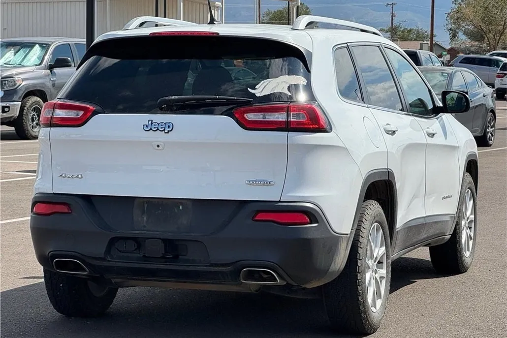 2015 Jeep Cherokee Latitude photo 1