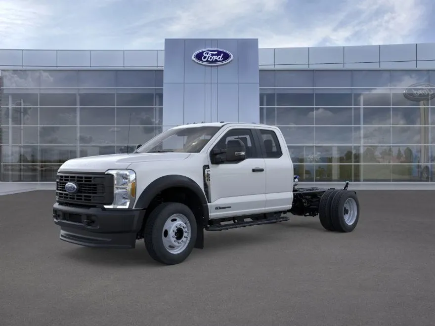 2026 Ford F-550 photo 1