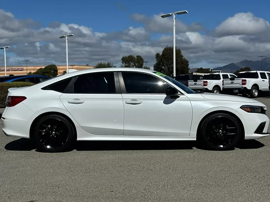 2022 Honda Civic Sport photo 1