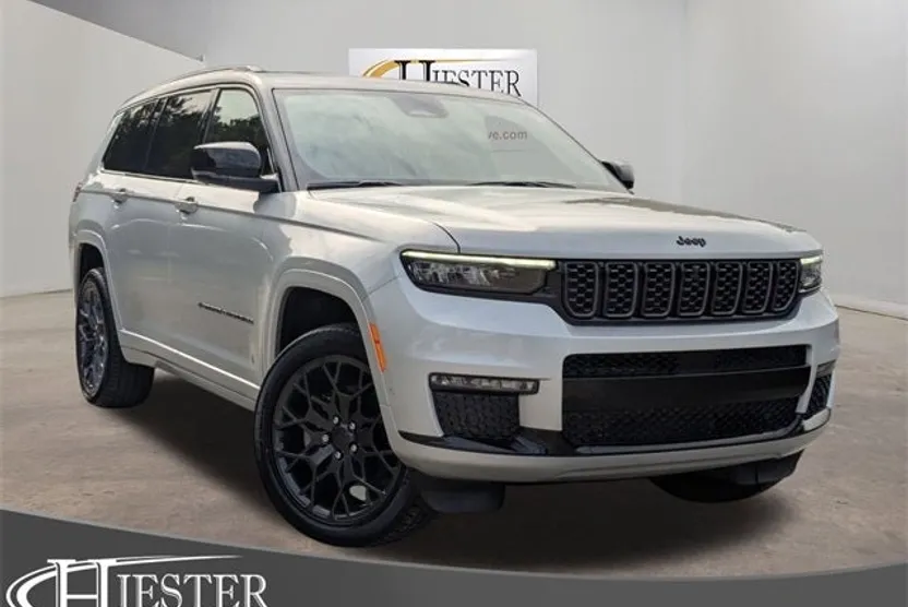 2025 Jeep Grand Cherokee L Summit photo 1