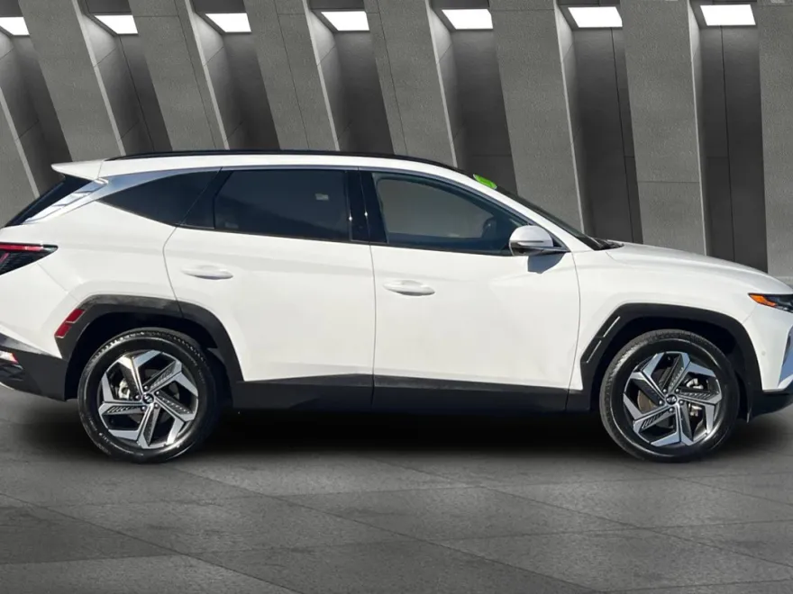 2024 Hyundai Tucson Limited photo 1