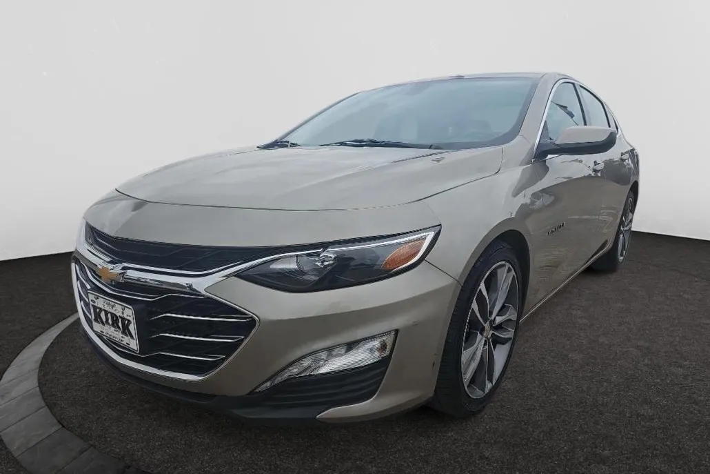 2022 Chevrolet Malibu 1LT photo 1