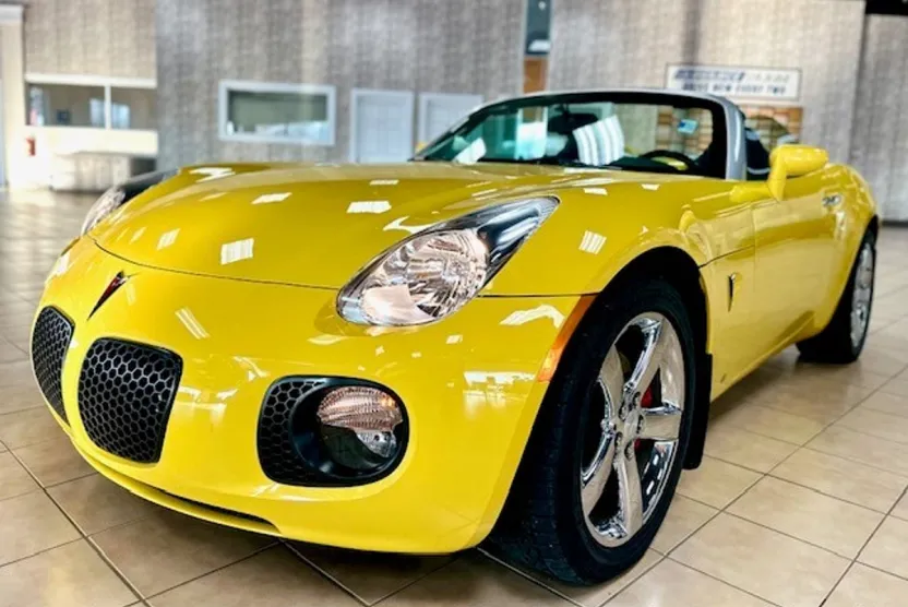 2007 Pontiac Solstice photo 1