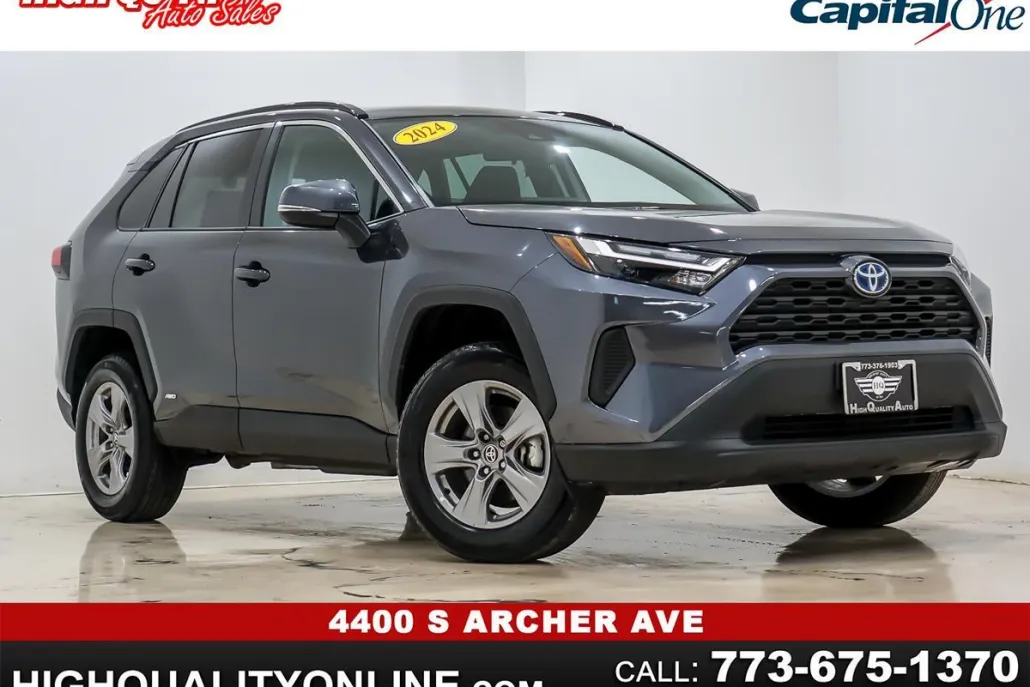 2024 Toyota RAV4 Hybrid XLE photo 1