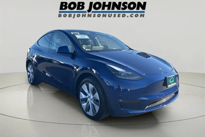 2023 Tesla Model Y Long Range photo 1