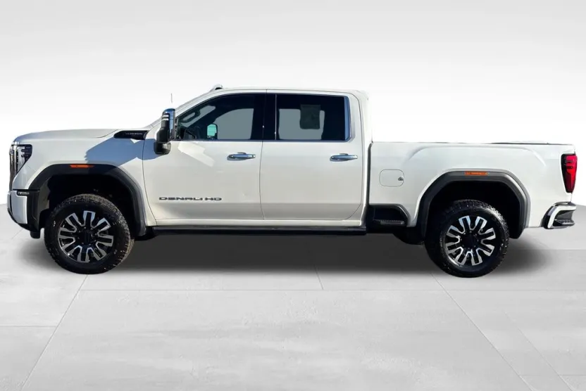 2024 Gmc Sierra 2500 HD Denali Ultimate photo 1