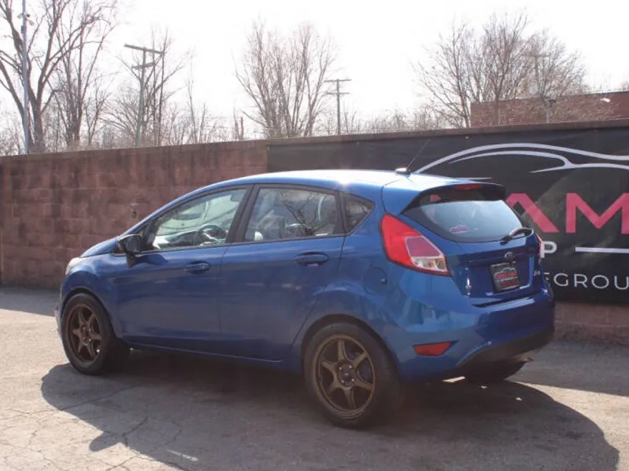 2018 Ford Fiesta SE photo 1