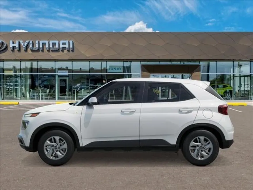 2025 Hyundai Venue SE photo 1