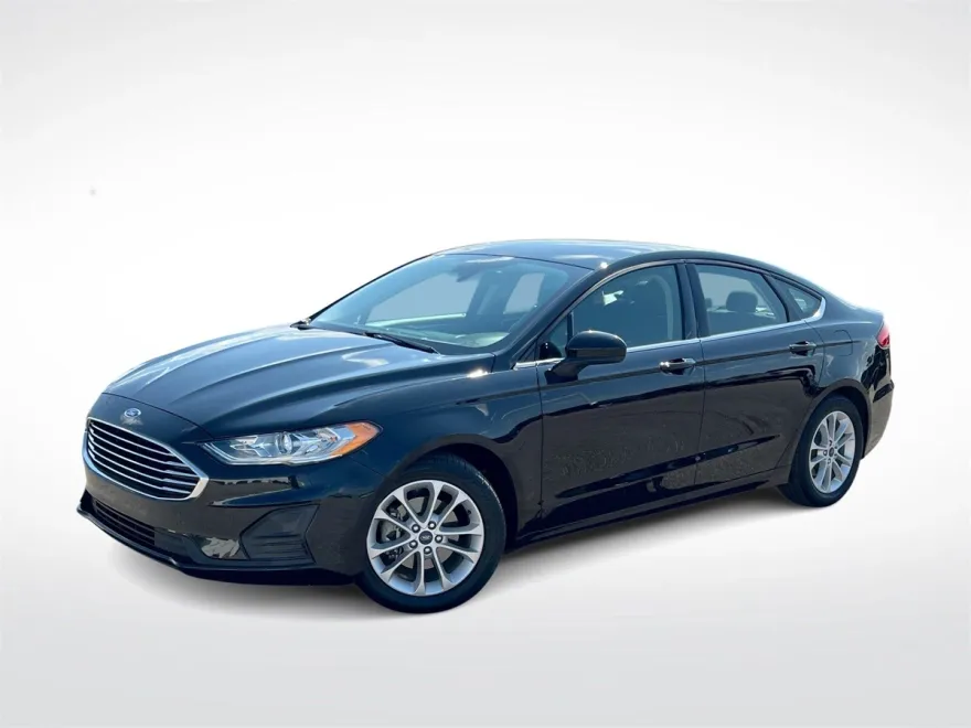 2019 Ford Fusion SE photo 1