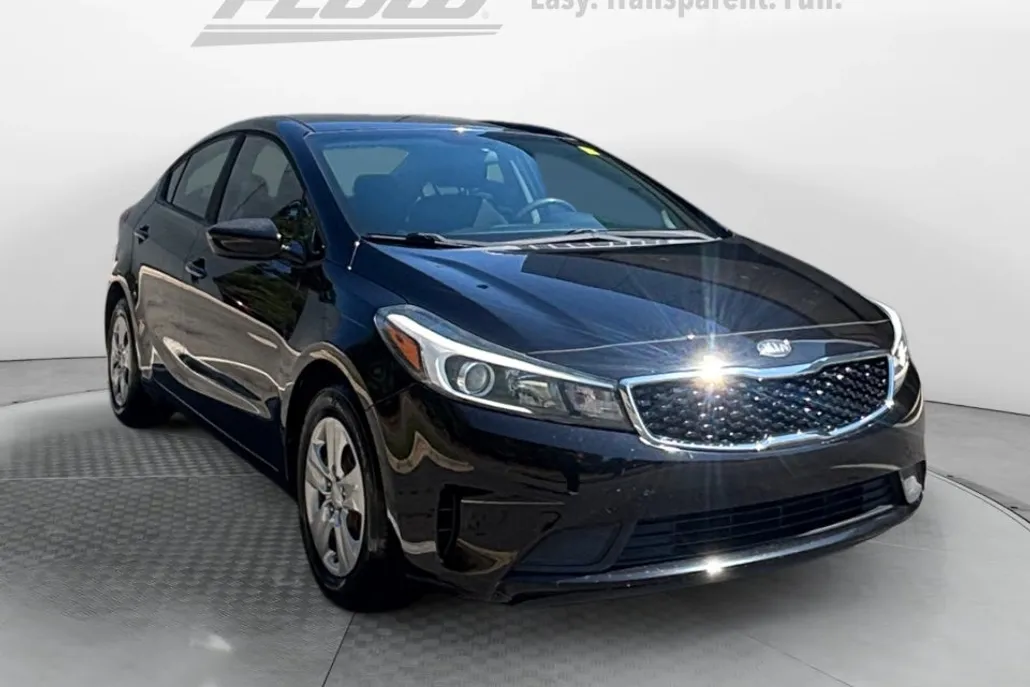2018 Kia Forte LX photo 1