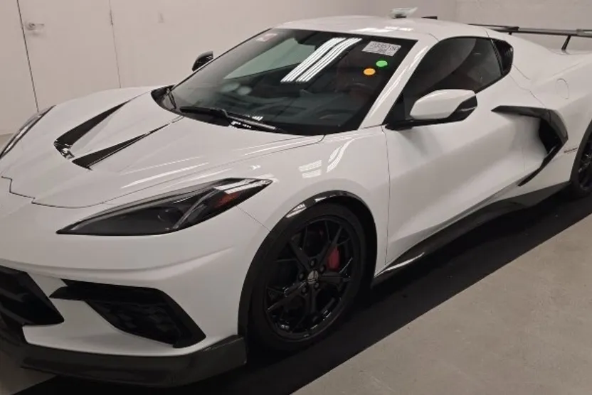 2020 Chevrolet Corvette Stingray 3LT Z51 Coupe photo 1