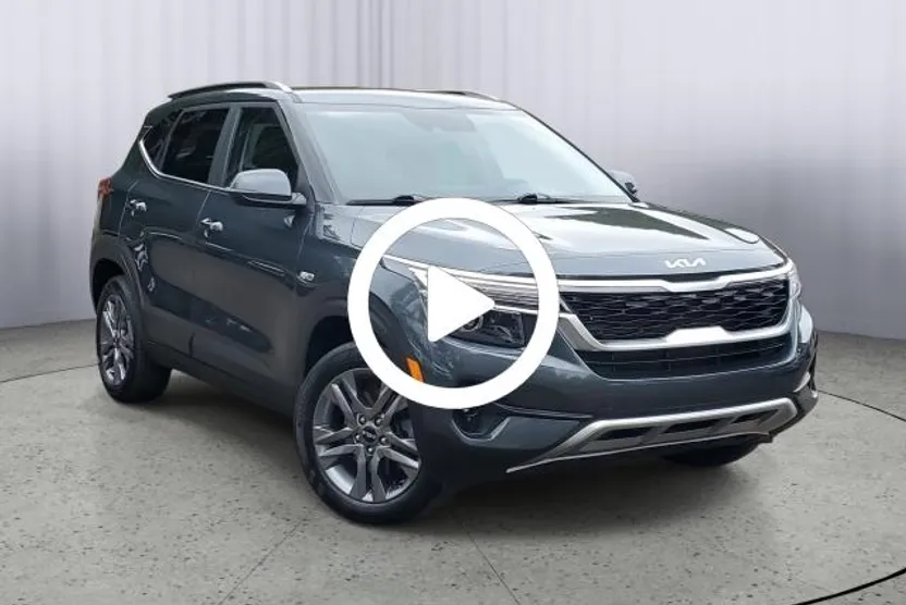 2023 Kia Seltos S photo 1